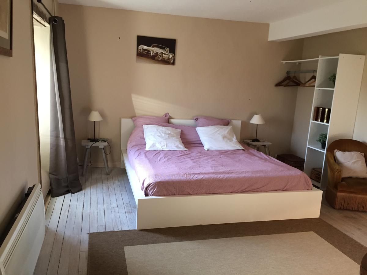 Bed and Breakfast Etang Fleuri à Cahagnes Extérieur photo
